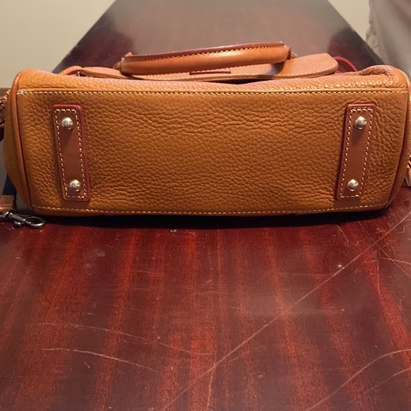 Dooney and Burke medium satchel. Medium brown. - Picture 2 of 7
